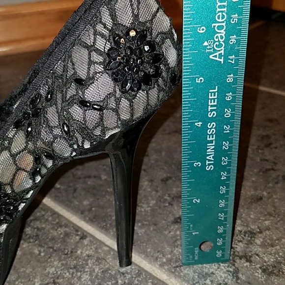 Mix no.6 Heels - Picture 3 of 3